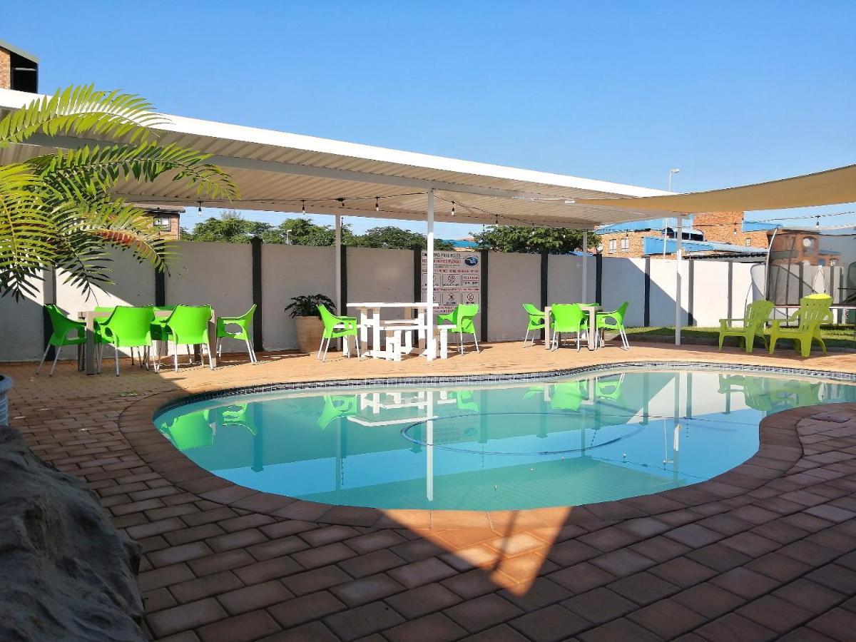 Seagull Lodge Richards Bay Exterior photo